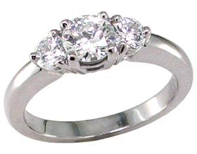 14kw 3-Stone Diamond Ring