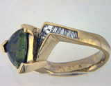18k Peridot & Diamond Ring
