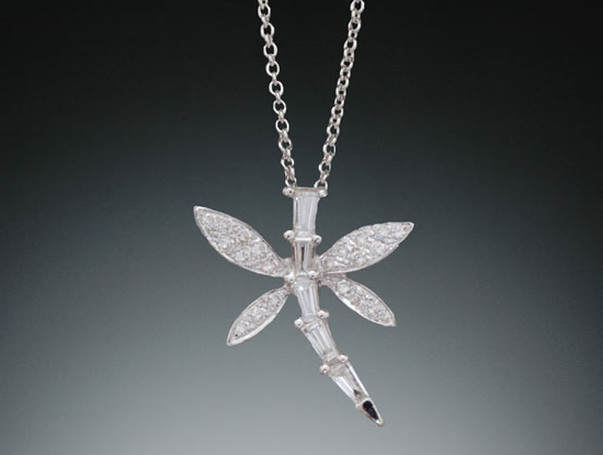 18kw Diamond Dragonfly Necklace