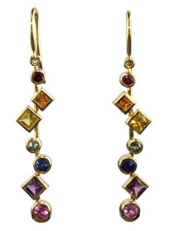 18ky Rainbow Sapphire Short Earrings