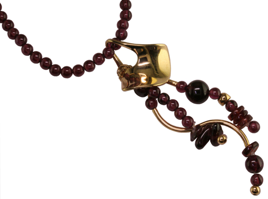 14ky Garnet Bead Necklace