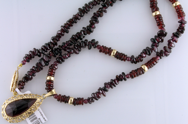 Garnet Pendant & Necklace