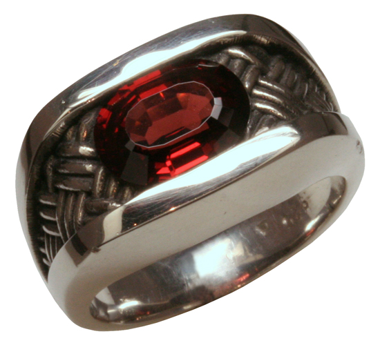 SS Man's Rhodolite Garnet Ring